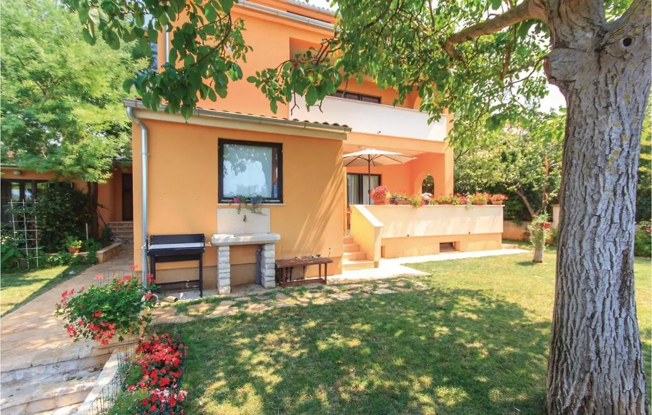 Lovely Apartment In Fazana With Wifi Kroatien